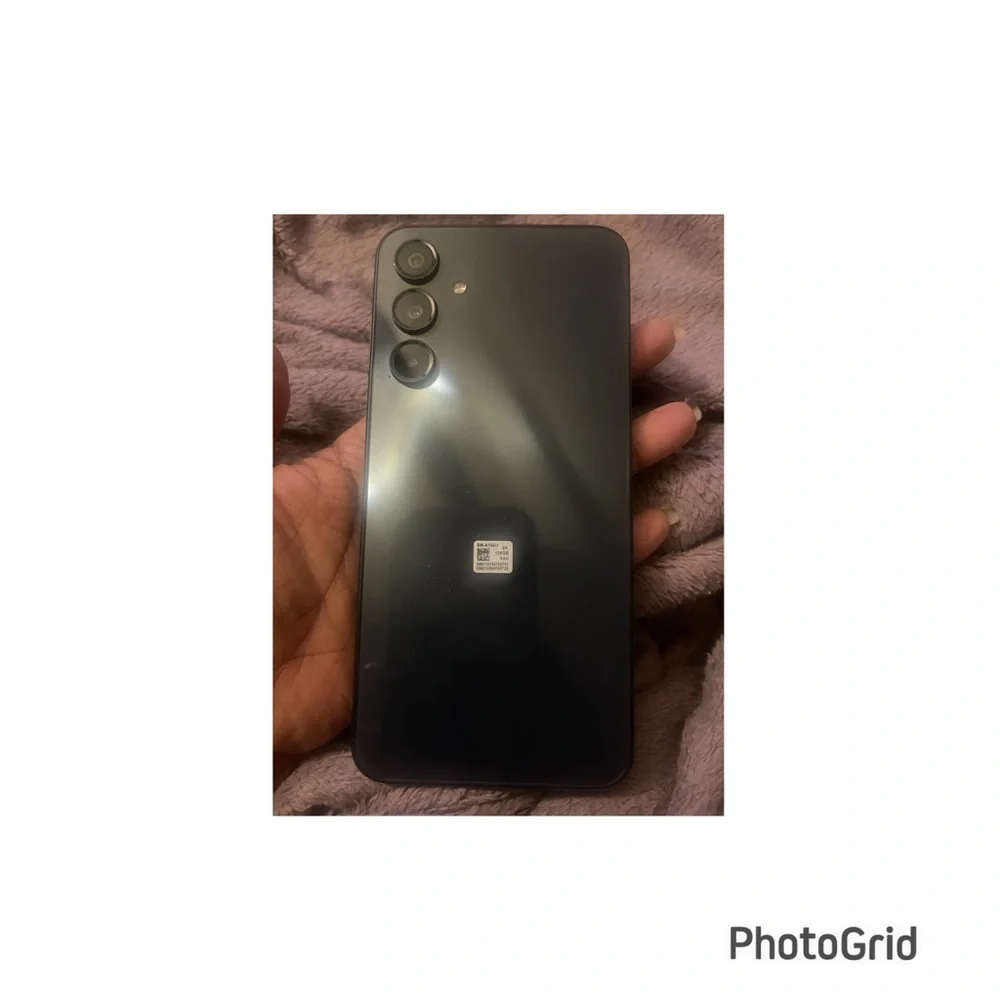 Samsung Galaxy A16 5G Smartphone - Charcoal Gray